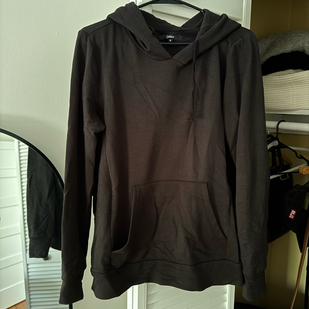 Quince Black Hoodie Soft Cotton Blend Classic Design